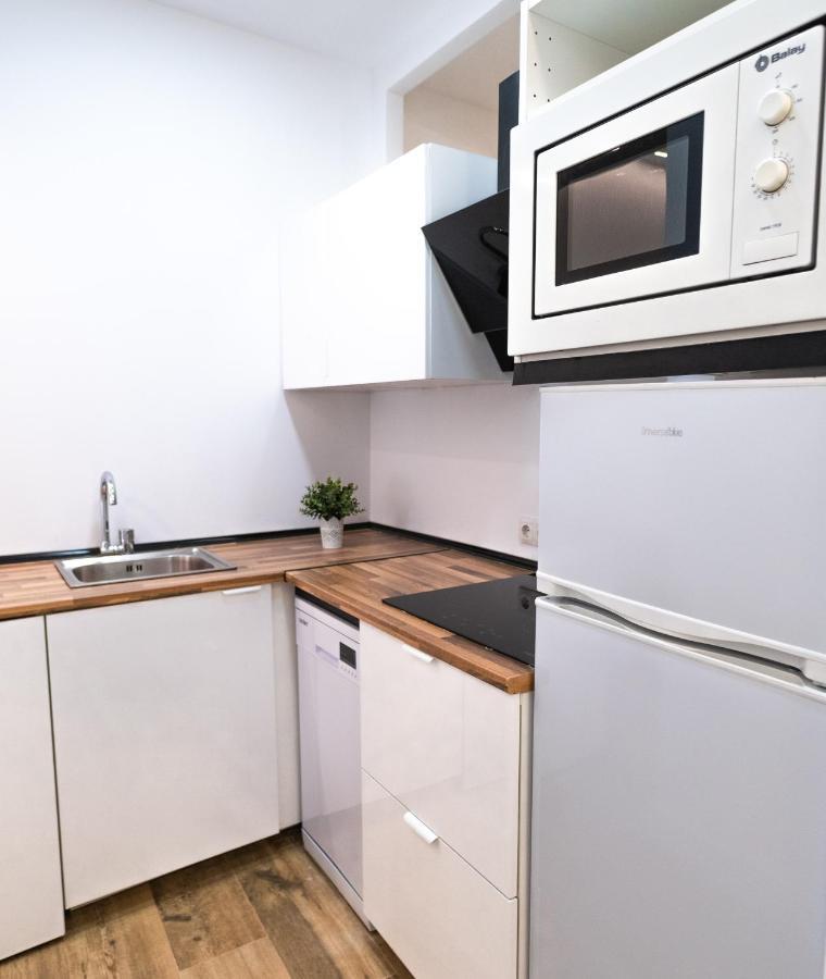 2 A 6 Pax Museos Y Ronda De Atocha Appartement *